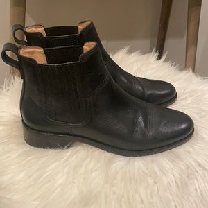 Madewell Chelsea boot